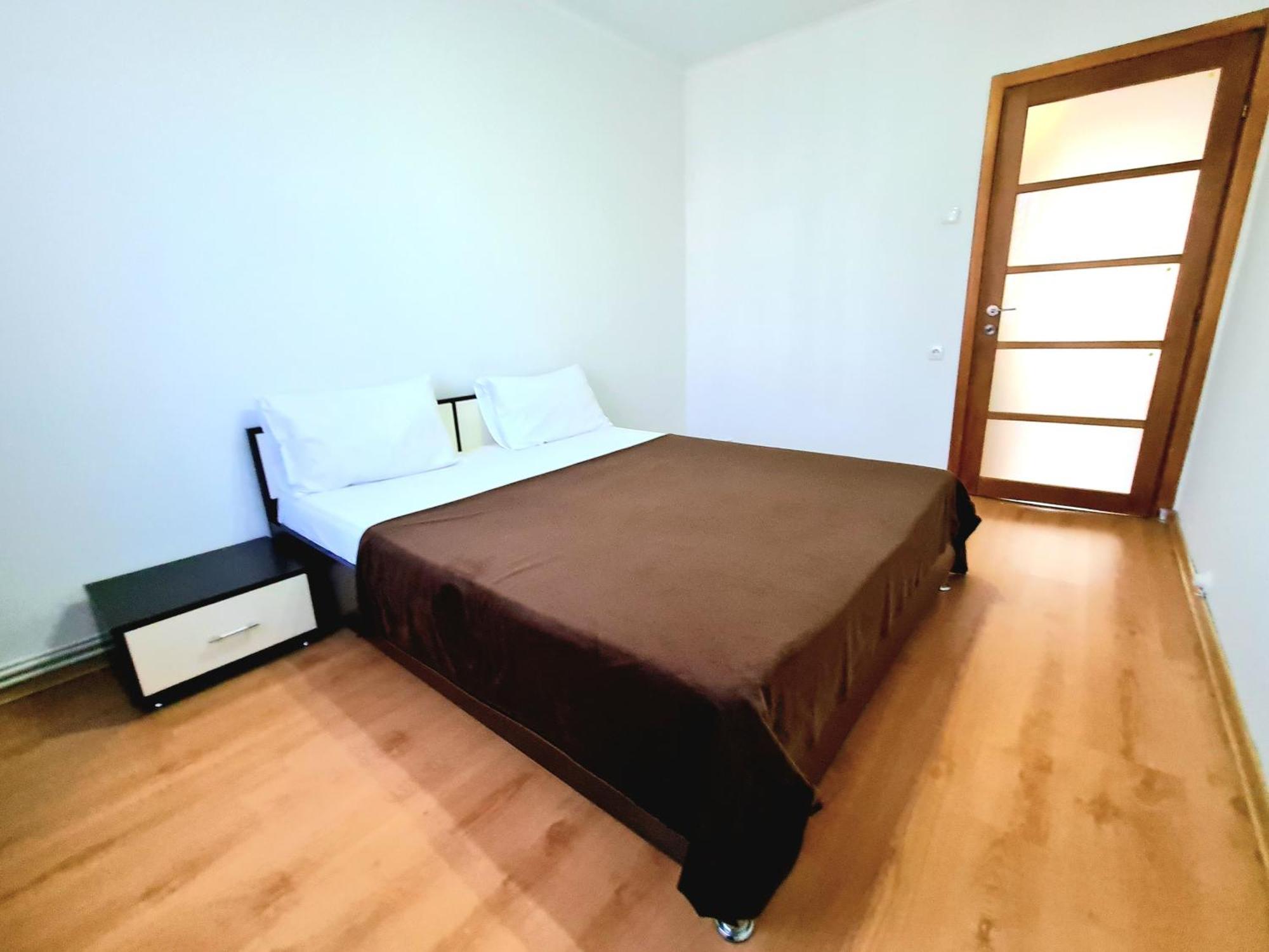 Apartament 2 Bedrooms, Botanica Chisinau Exterior photo